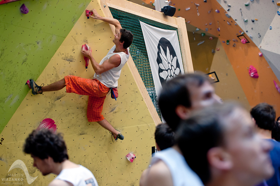 vertigo, open, lezecke, centrum, boulder, bouldering, umela, stena, boulder, pretek